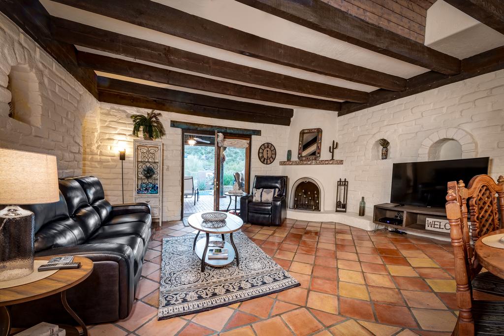 Marathon Villa - thumb 0