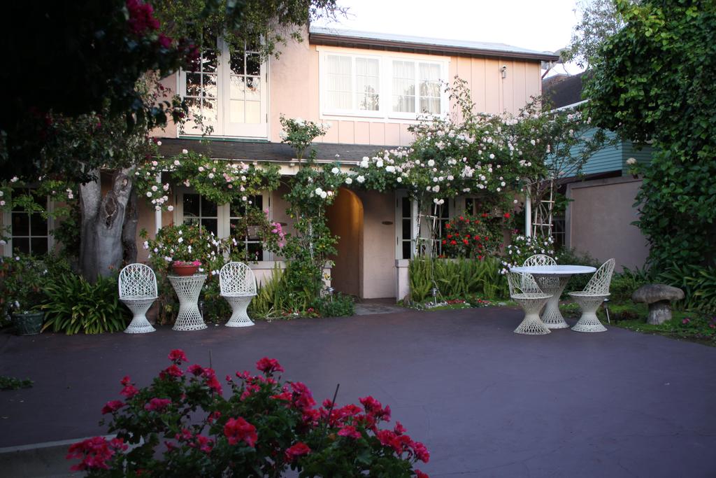 Martine Inn - thumb 2