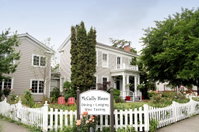 McCully House Inn Tourism Bookings