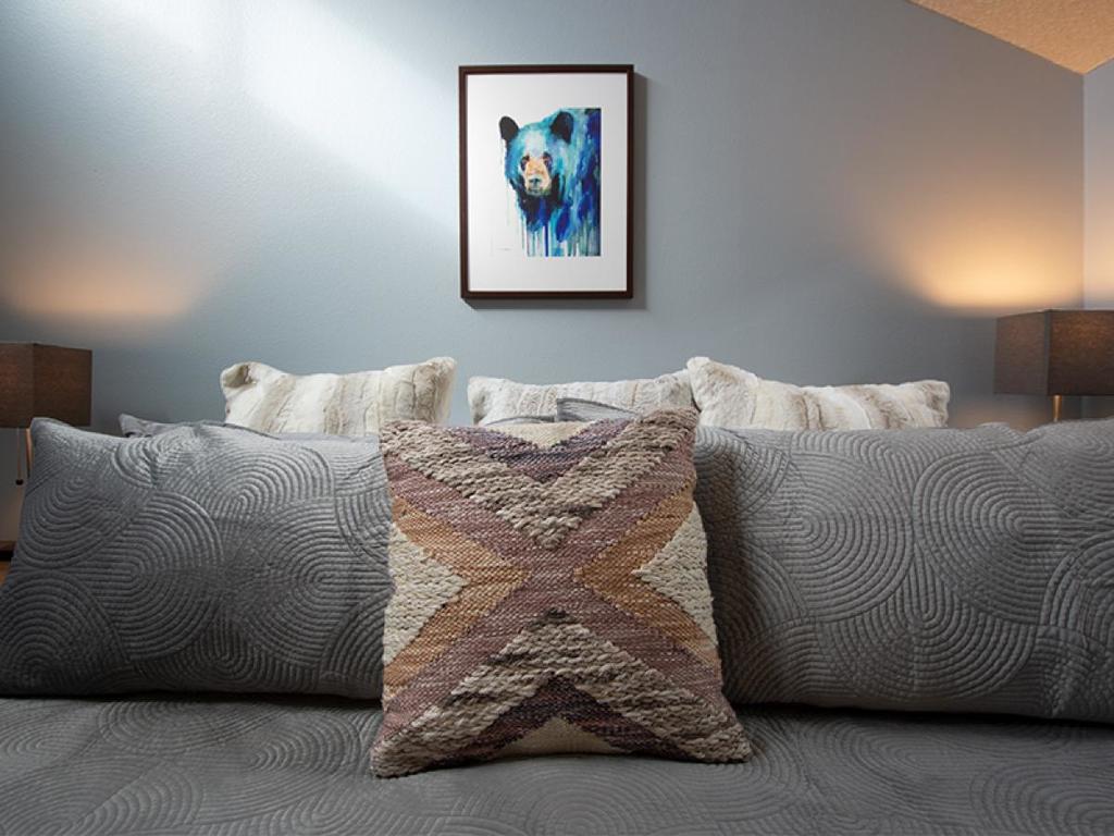 Meadowridge Court 19 Unit 1 - thumb 1