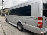 Mercedes Sprinter Galleria 24' USA Accommodation