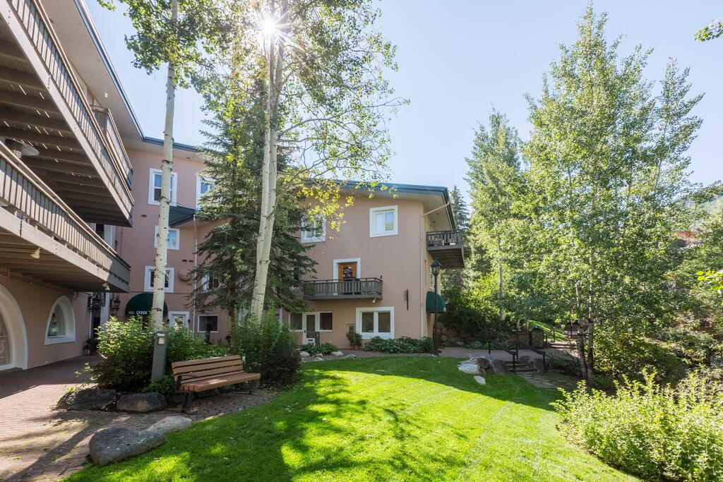 Mill Creek Court - thumb 2