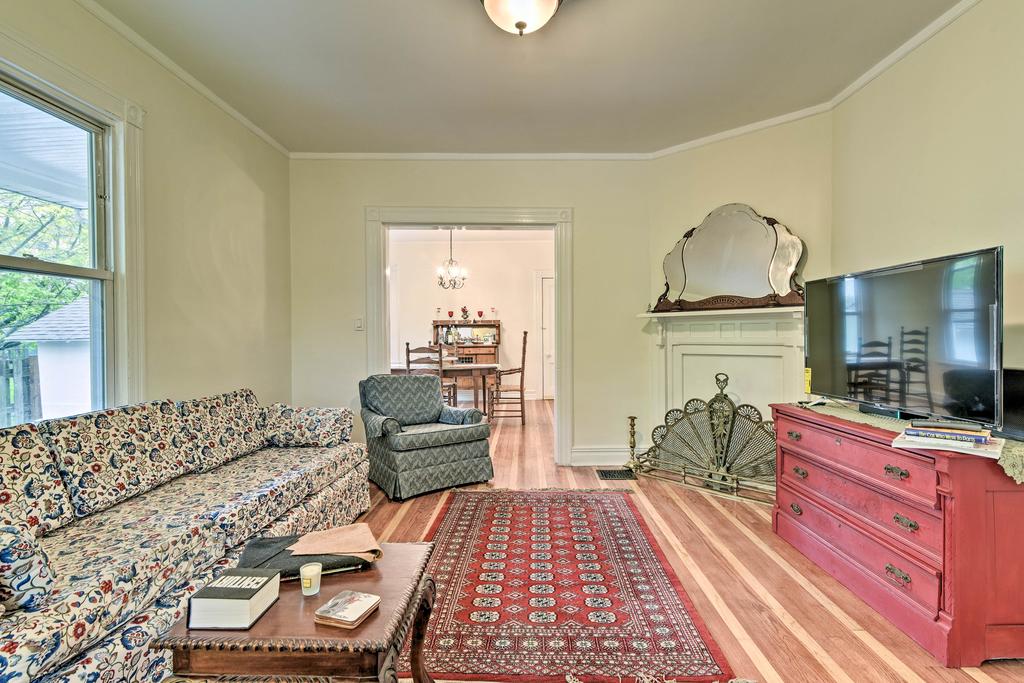 Millburn House With Deck - Walk To NYC Transit! - thumb 3