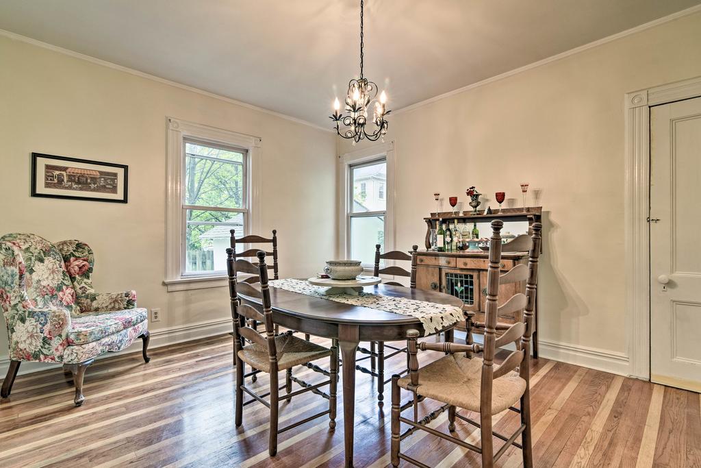 Millburn House With Deck - Walk To NYC Transit! - thumb 1