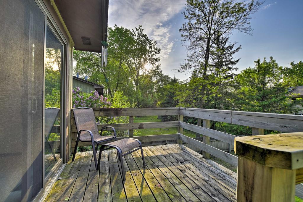 Minneapolis Home W/ Deck - 11 Mi. To Downtown - thumb 1