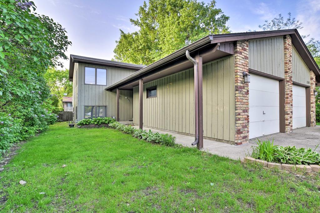 Minneapolis Home W/ Deck - 11 Mi. To Downtown - thumb 2