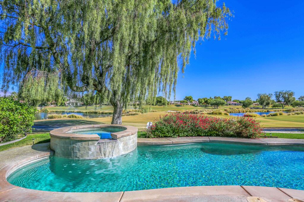 Mira Vista Lakefront Golf Villa - thumb 3