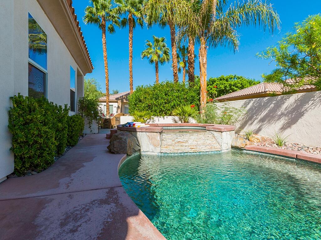 Mission Hills Country Club Private Retreat - thumb 1