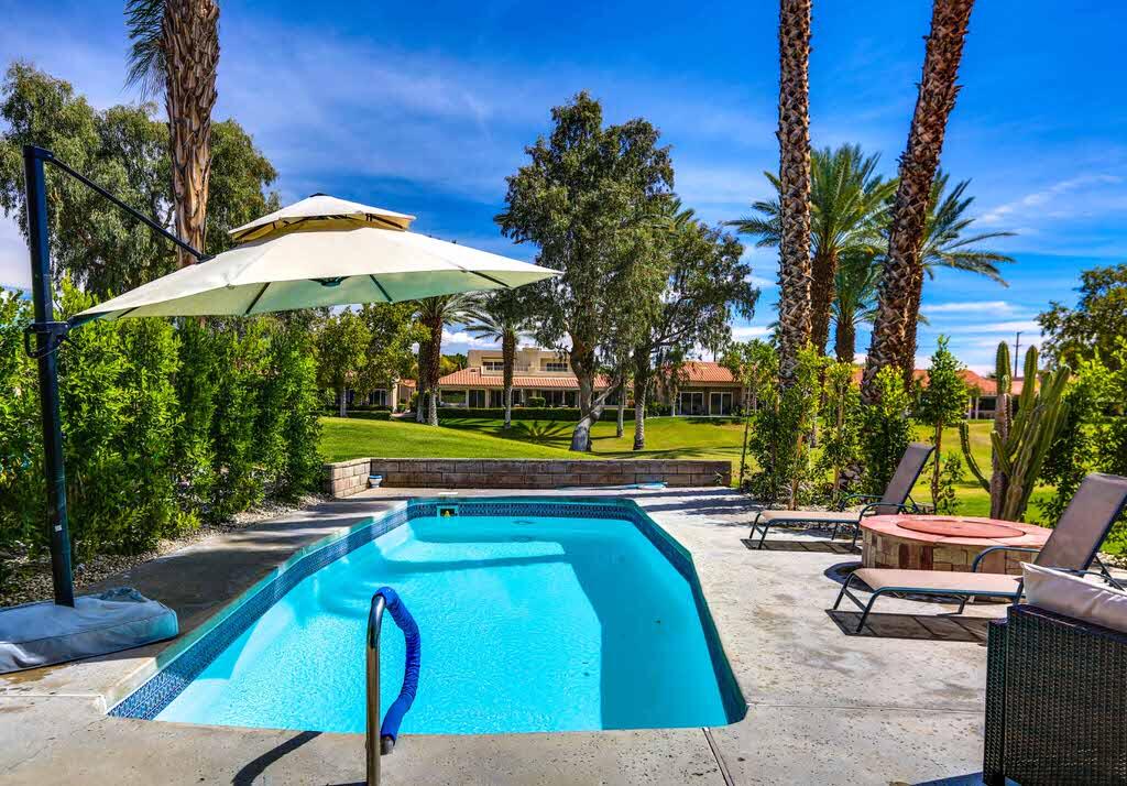 Mission Hills Pool Home - thumb 0