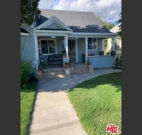 Modern charm in DTLA - Tourism Bookings