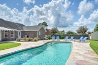 Modern Corporate Retreat By Downtown  Beach Tourism Bookings