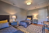 Modern Elizabeth Apt by Dining  NYC Transit Tourism Bookings