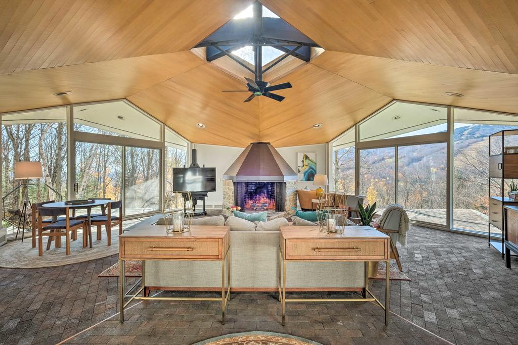 Modern Family Getaway With Mt Snow View Less Than 1 Mi To Lift - thumb 1