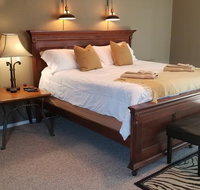 MODERN HILL COUNTRY RETREAT - Tourism Bookings