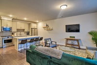 Modern Home 2mi to Dtwn  Panthers Stadium Tourism Bookings