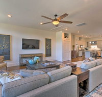 Modern Main St. Apt in Downtown Waynesville! - Tourism Bookings