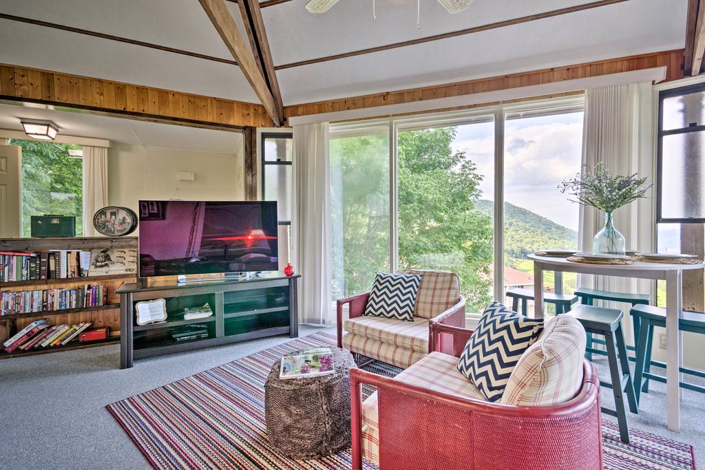 Modern North Carolina Rondette With Mtn Views! - thumb 3