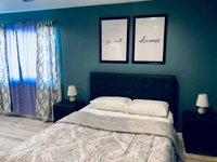Modern Retreat in Orange Tourism Bookings
