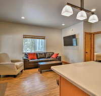 Modern Soldotna Townhome - Walk to The Kenai River - Students Accommodation