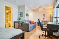 Modern studio 10 minutes away from G00gle Tourism Bookings