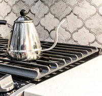 Montrose Guesthouse Suites by Dunyha - Tourism Bookings