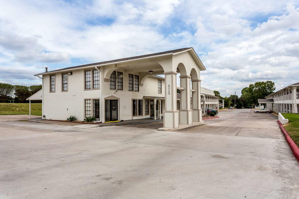 Motel 6-Bryan, TX - College Station - thumb 3