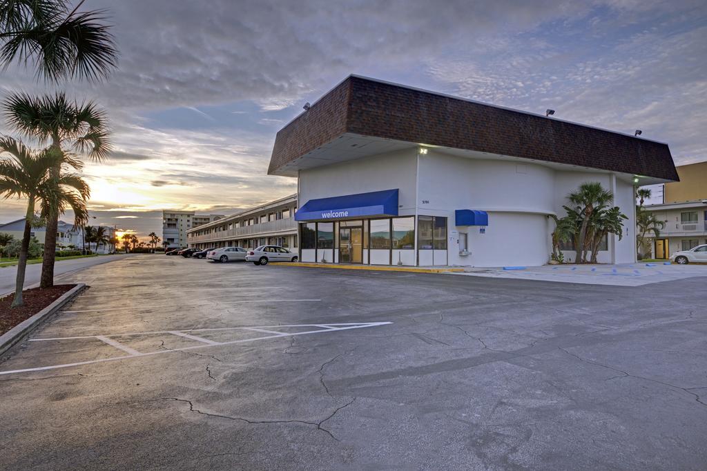 Motel 6-Cocoa Beach, FL - thumb 2