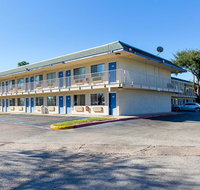 Motel 6-Conroe, TX - Tourism Bookings