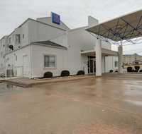 Motel 6-Denison, TX - Tourism Bookings