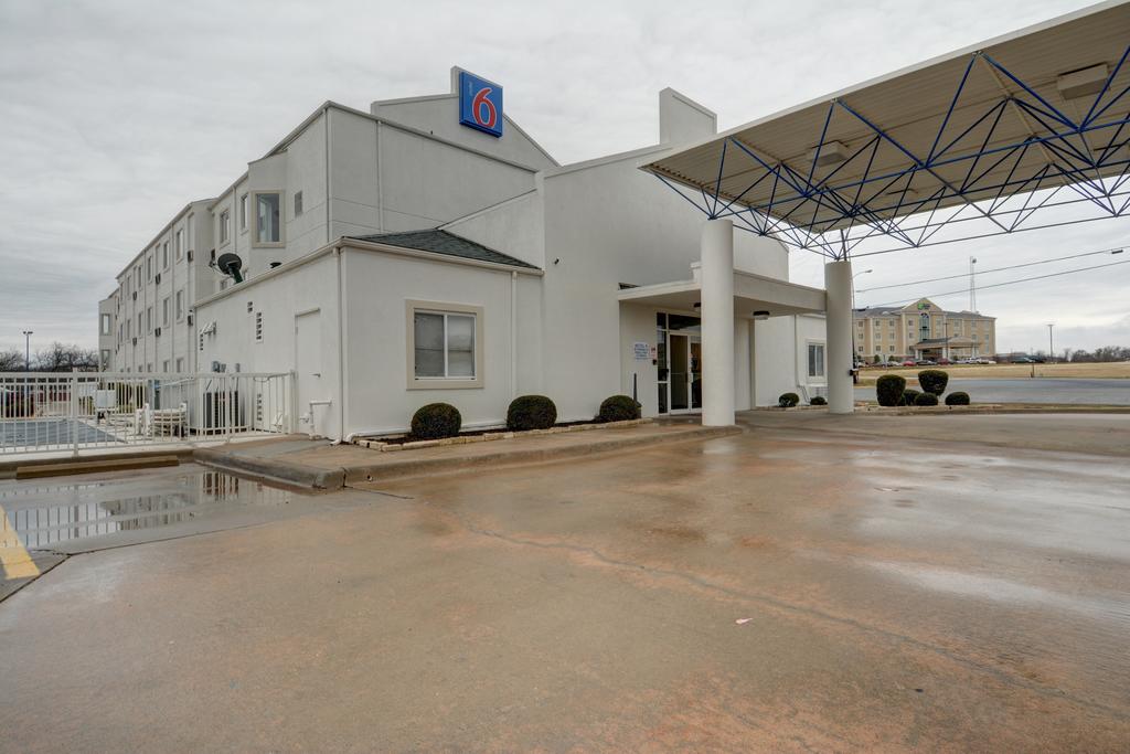 Motel 6-Denison, TX - thumb 1
