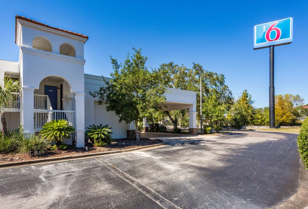 Motel 6-Gainesville, FL - thumb 0