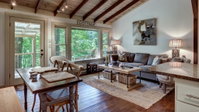 Mountain Laurel Tree House Tourism Bookings