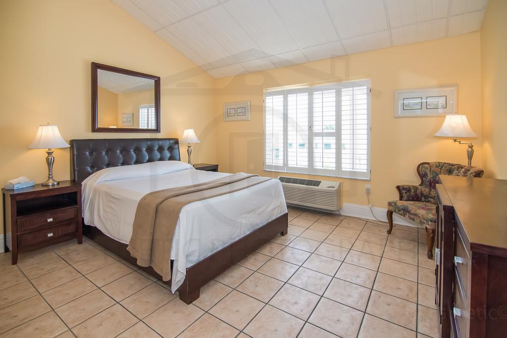 Naples Park Central Hotel - thumb 3