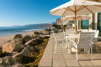 New Listing Beachfront Dream W/ Private Balcony Home Tourism Bookings