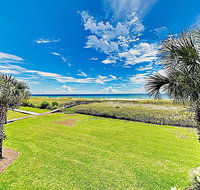 New Listing! Beachfront Gem W/ Pools & Docks Condo - Tourism Bookings