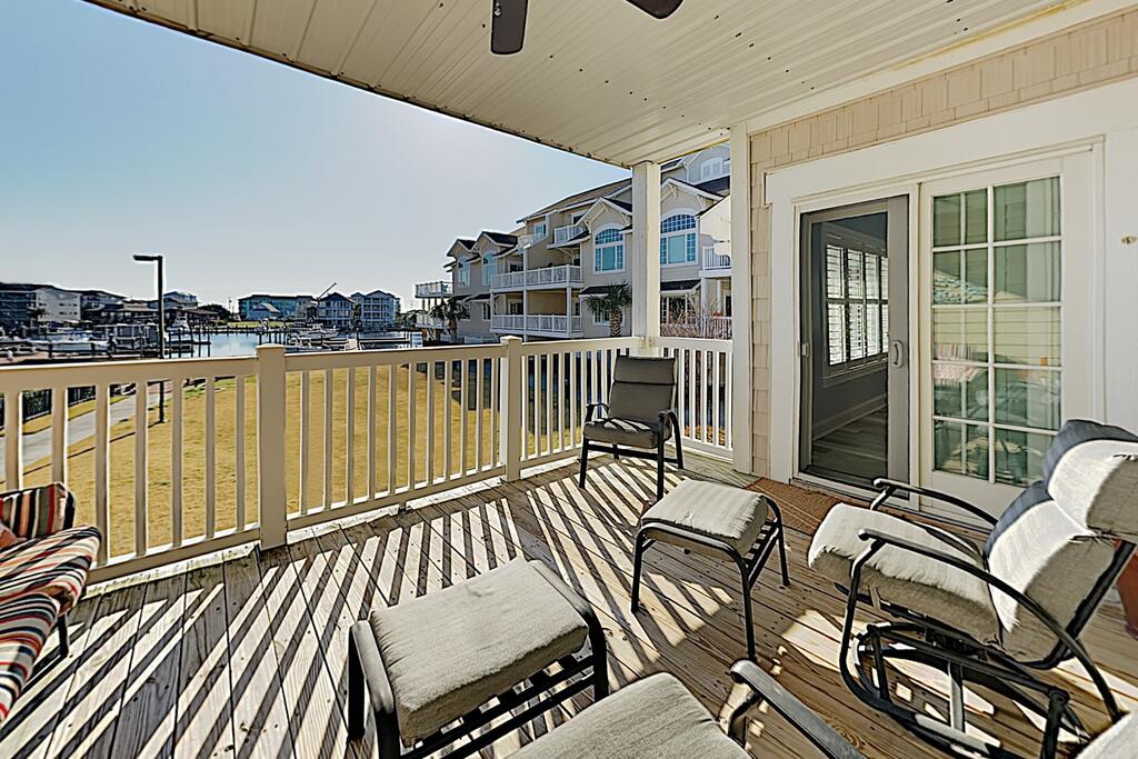 New Listing! Coastal Condo W/ Pool - Walk To Beach Condo - thumb 2
