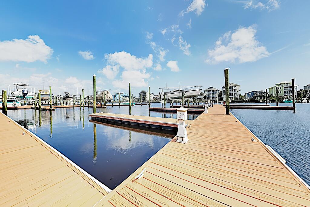 New Listing! Coastal Condo W/ Pool - Walk To Beach Condo - thumb 3