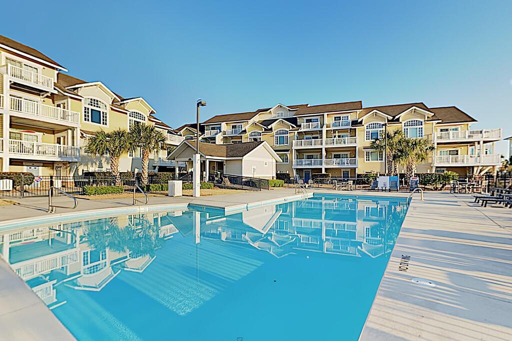 New Listing! Coastal Condo W/ Pool - Walk To Beach Condo - thumb 1