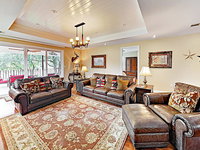 New Listing Lakefront Beauty w/ Boat Launch home USA Accommodation