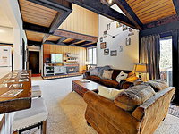 New Listing Mountain-View Townhome w/ Hot Tub townhouse USA Accommodation