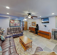 New Listing! Ski-In/Ski-Out Condo w/ Hot Tub condo - Tourism Bookings