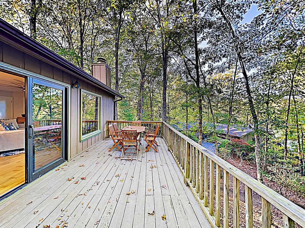 New Listing! The Chocolate Cottage W/ Kayaks Home - thumb 2