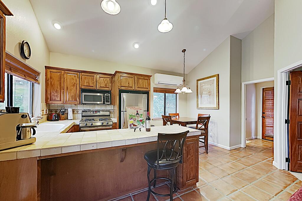 New Listing! Tuscan-Style Villa W/ Pool & Hot Tub Home - thumb 1