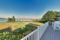 New Listing Waterfront Retreat w/ Ocean Views home Tourism Bookings