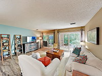 New Listing Wooded Sanctuary On Golf Course W/Pool Condo Tourism Bookings