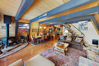 New Listing Woodsy Cabin w/ Hot Tub 3 Decks home Hotels Santiago