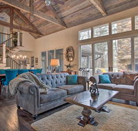 NEW Spacious Mountain Home in Gated Community - Tourism Bookings