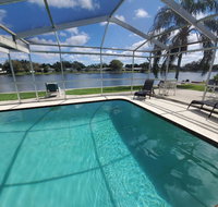 Newly Renovated Pool and Lake Dream Home with all the extras - USA Accommodation
