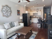 Newly Renovated Townhouse Near Downtown 1 Tourism Bookings