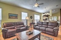 Nice Family Home with Sunroom 12 Mi to Old Town Tourism Bookings